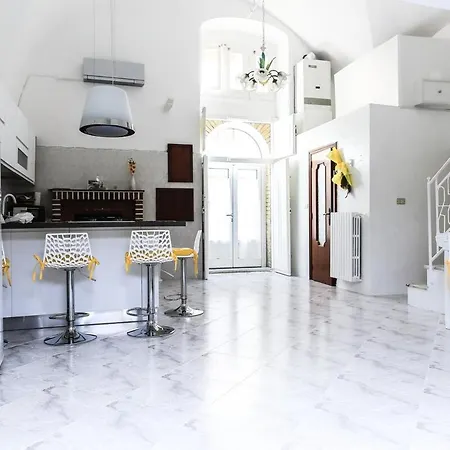 Il Bianco Lammione Apartment